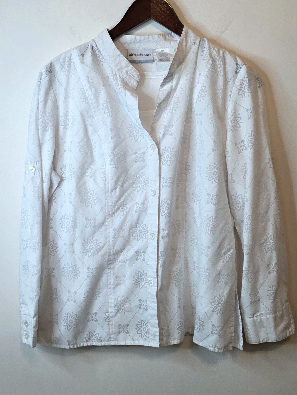 Alfred Dunner White Floral 2-in-1 Button Down Long Sleeve Top Size 10P